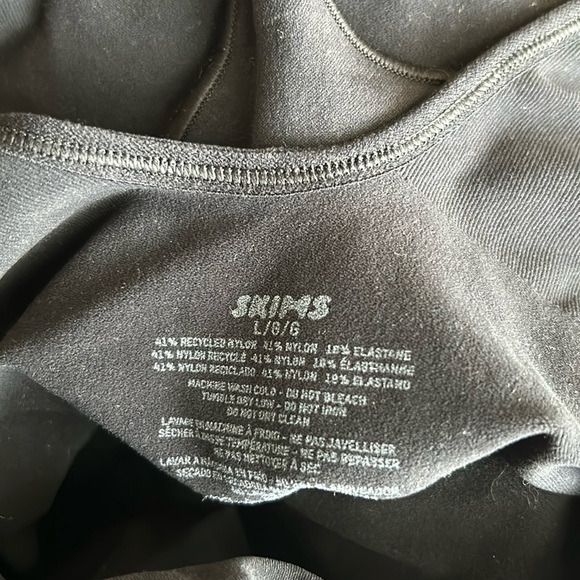 NWOT SKIMS Sculpting Thong Bodysuit new Shapewear L - Picture 5 of 5